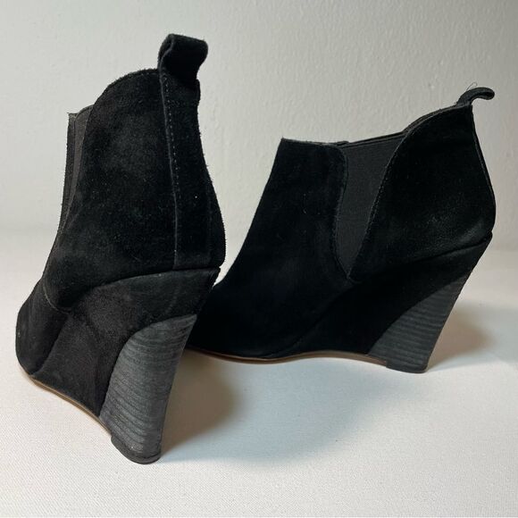 Vince Camuto Women’s Sz 9.5 Black Suede Yannick - Picture 6 of 10